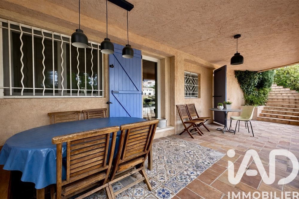 � vendre  Maison Colomars (06670)