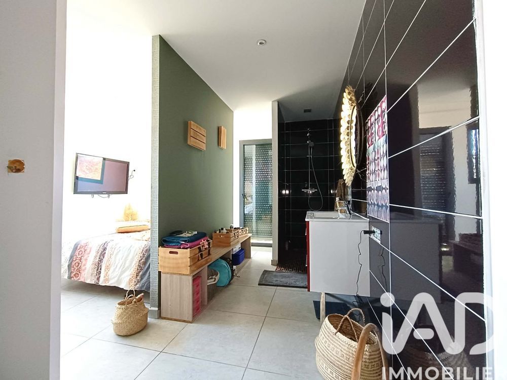 � vendre  Maison Servian (34290)