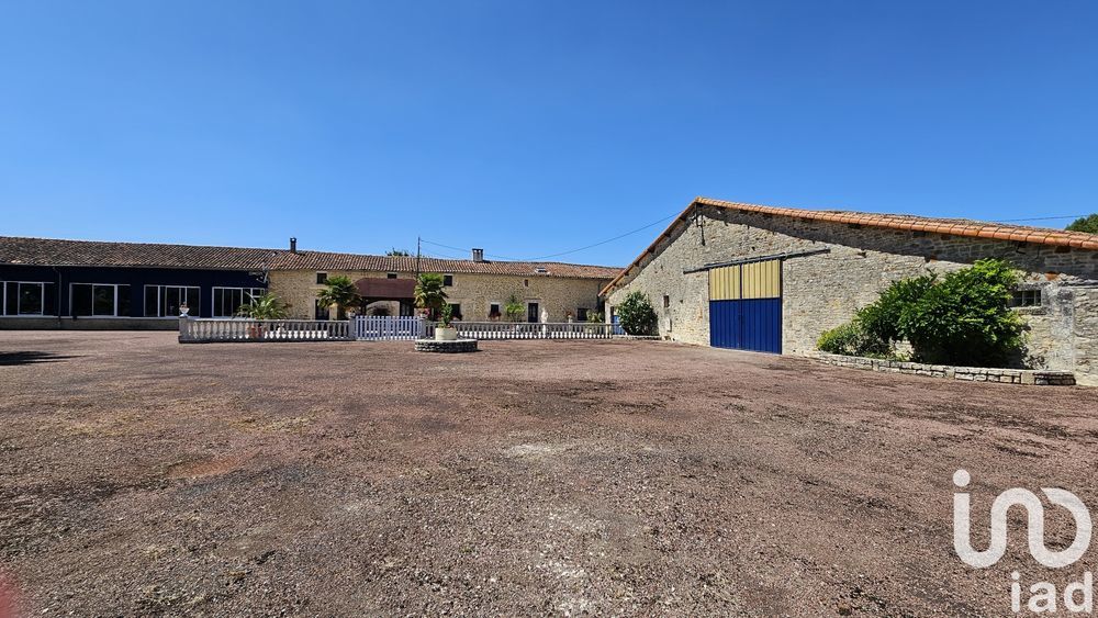 � vendre  Maison Villefagnan (16240)
