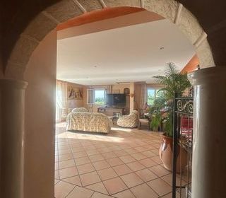  Maison � vendre 12 pi�ces 295 m�