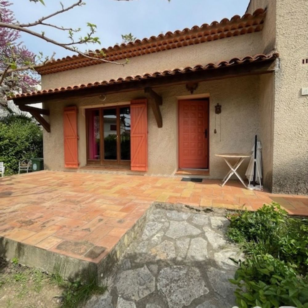 � vendre  Maison �guilles (13510)