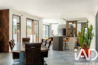  Maison � vendre 12 pi�ces 395 m�