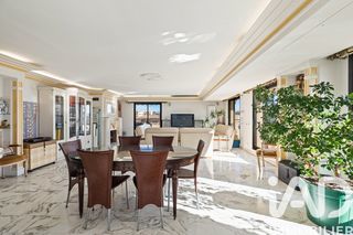  Appartement � vendre 6 pi�ces 211 m�