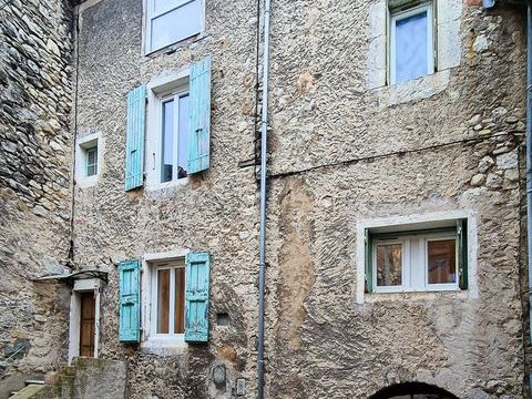   Vente Maison de village 7 pi�ces Maison - 7 pi�ce(s) - 121 m�