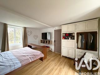  Maison � vendre 6 pi�ces 275 m�