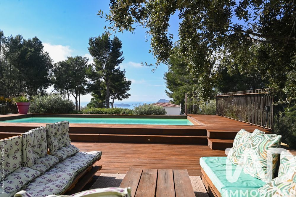 � vendre  Maison Ceyreste (13600)