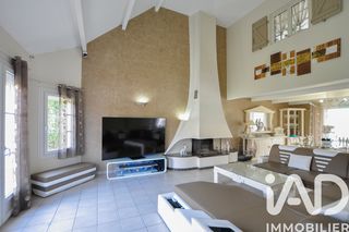  Maison � vendre 8 pi�ces 219 m�