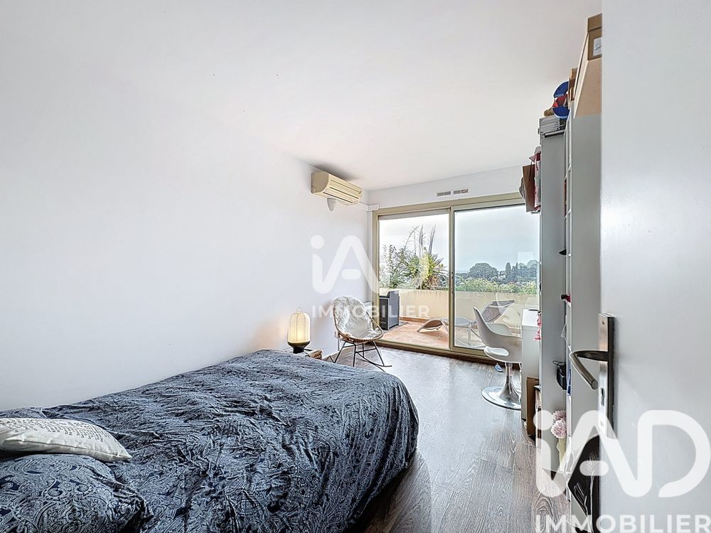 � vendre  Appartement Roquebrune-Cap-Martin (06190)