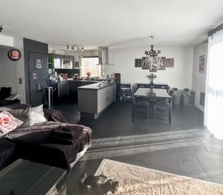  Appartement � vendre 4 pi�ces 78 m�