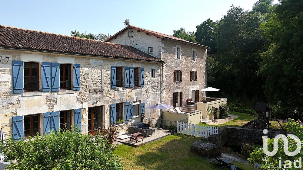 � vendre  Maison Bourg-Charente (16200)