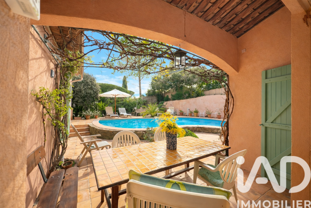 � vendre  Maison Saint-Rapha�l (83700)