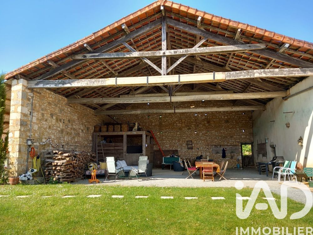 � vendre  Maison La Rochette (16110)