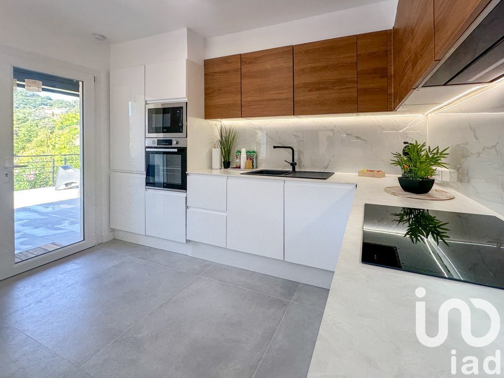 � vendre  Maison Les Adrets-de-l'Est�rel (83600)