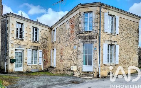   Vente Maison de village 6 pi�ces Maison - 6 pi�ce(s) - 220 m�