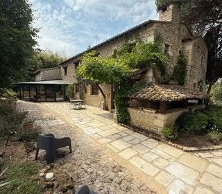  Maison � vendre 8 pi�ces 282 m�