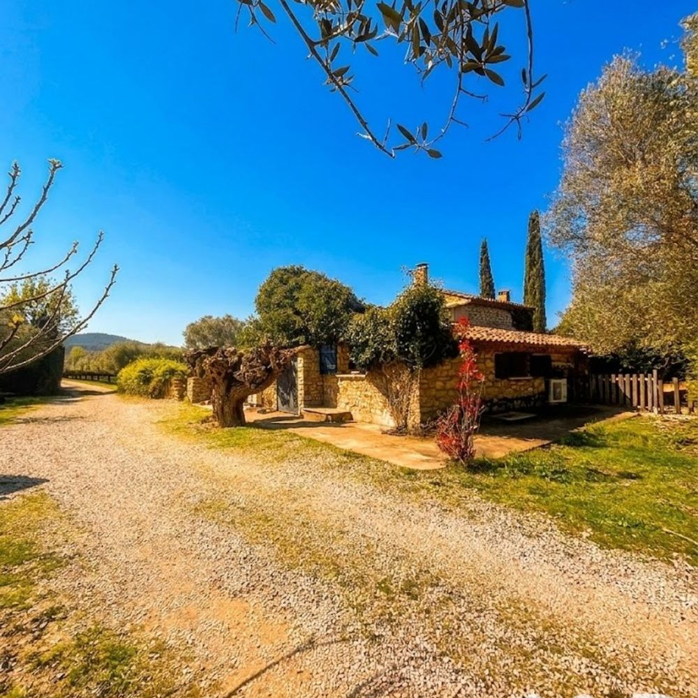 � vendre  Maison Carc�s (83570)