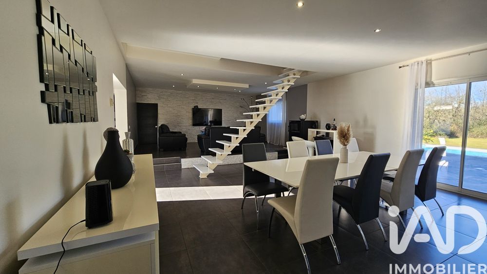 � vendre  Villa Sames (64520)