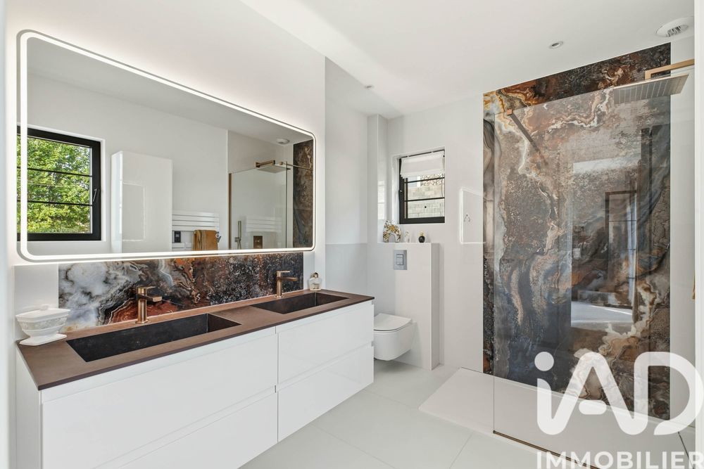 � vendre  Villa Sp�rac�des (06530)