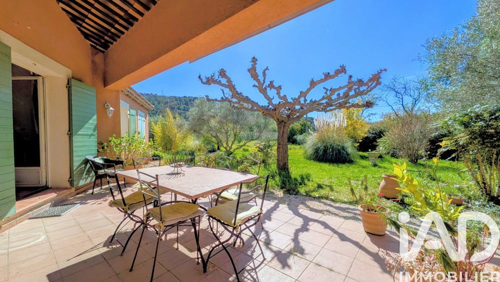 � vendre  Maison Saint-Cyr-sur-Mer (83270)