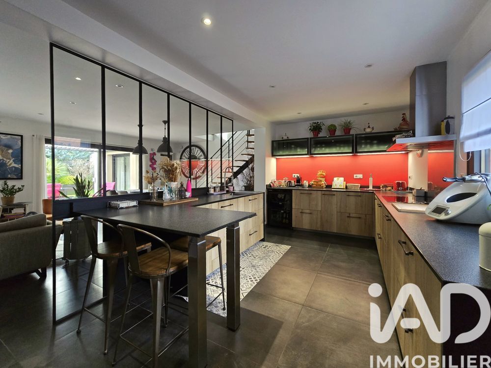 � vendre  Villa Magny-le-Hongre (77700)