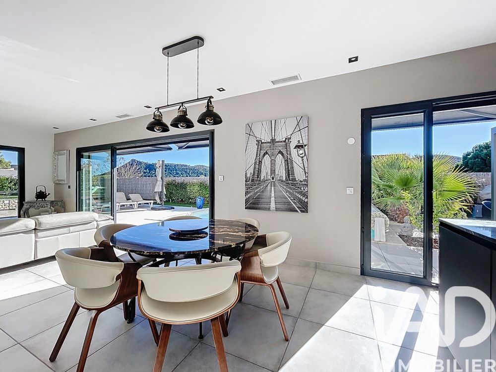 � vendre  Maison Bagnols-en-For�t (83600)