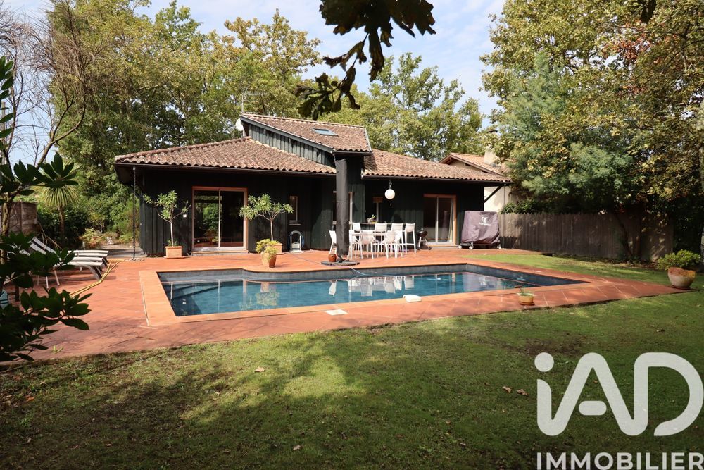 � vendre  Villa Gujan-Mestras (33470)