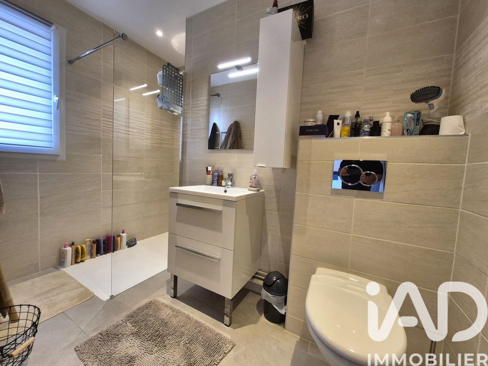 � vendre  Villa Champigny (51370)