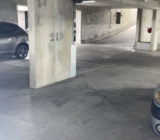  Parking / Garage � vendre 12 m�