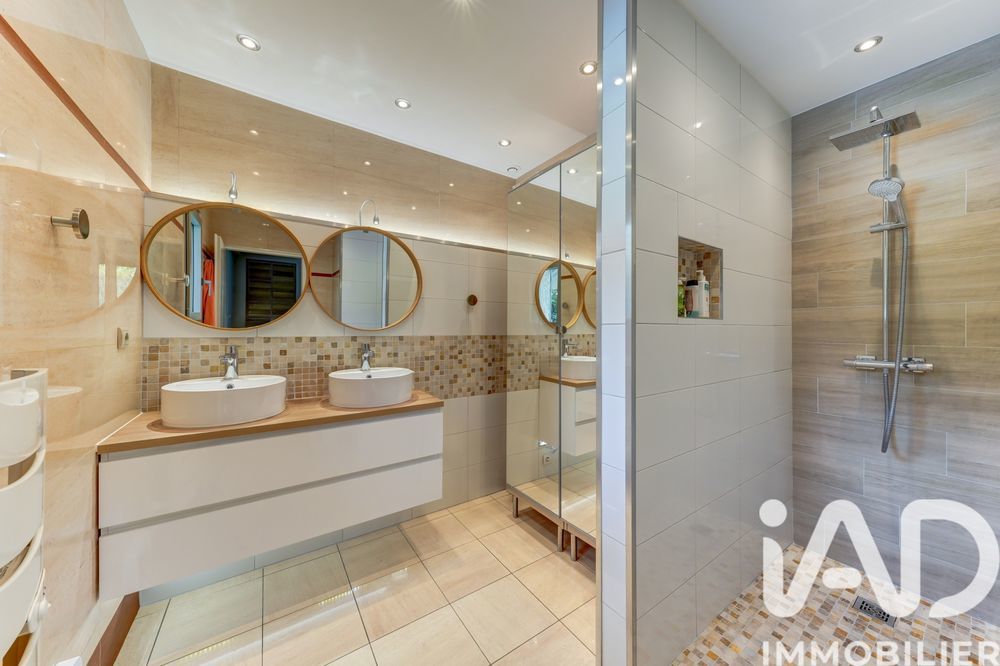 � vendre  Maison Saint-Romain-au-Mont-d'Or (69270)