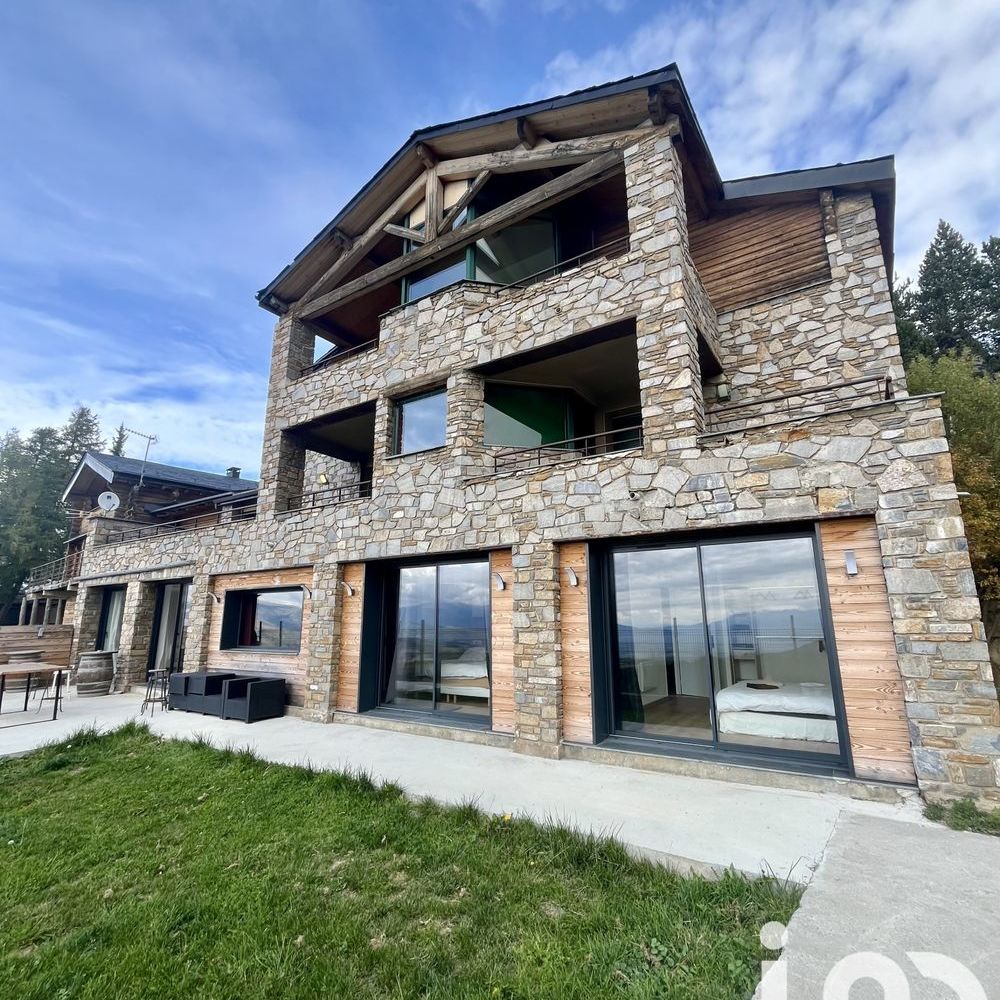 � vendre  Maison Eyne (66800)