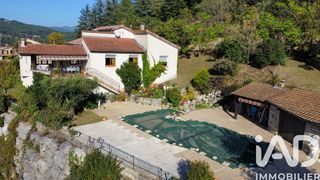  Maison � vendre 7 pi�ces 192 m�