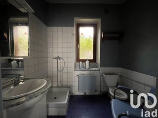  Immeuble � vendre 151 m�