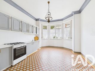  Maison � vendre 9 pi�ces 209 m�