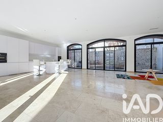  Maison � vendre 8 pi�ces 334 m�