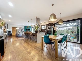  Maison � vendre 9 pi�ces 270 m�