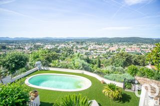  Maison � vendre 14 pi�ces 315 m�