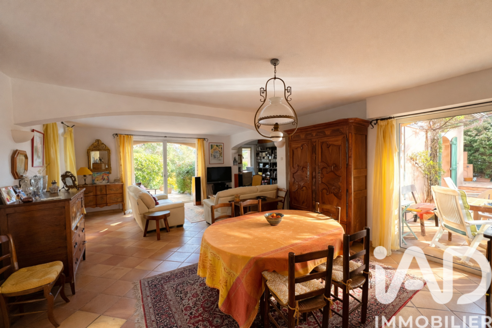 � vendre  Maison Saint-Rapha�l (83700)