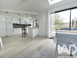  Maison � vendre 8 pi�ces 230 m�