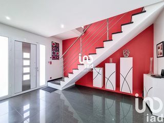  Villa � vendre 8 pi�ces 240 m�