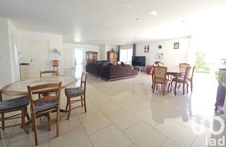  Maison � vendre 4 pi�ces 165 m�