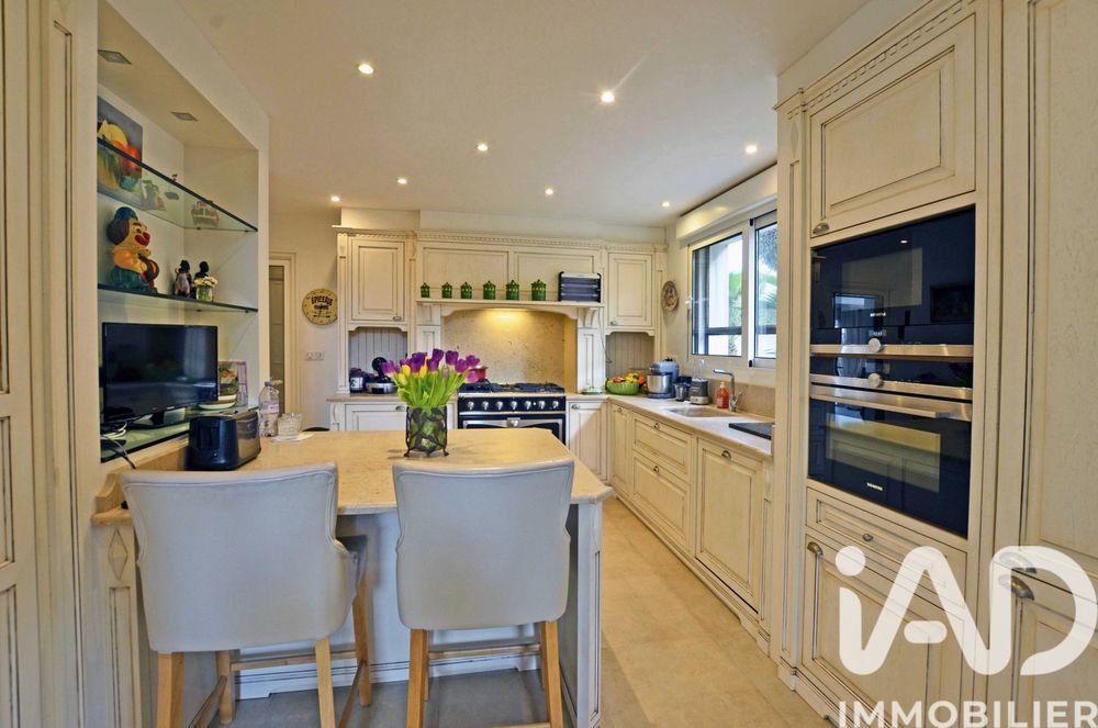 � vendre  Villa Mandelieu-la-Napoule (06210)