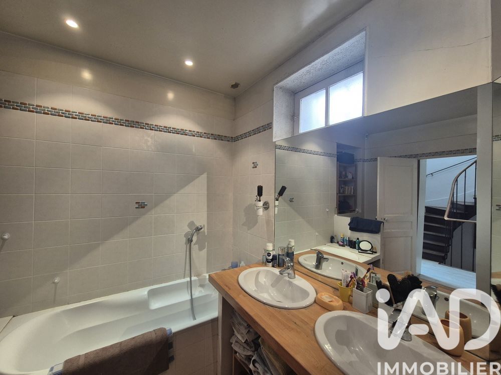 � vendre  Maison Fontainebleau (77300)