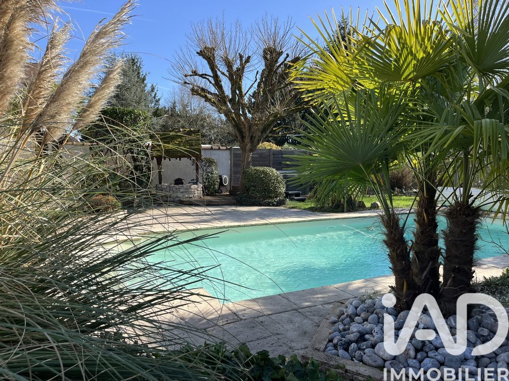 � vendre  Maison Saint-Denis-en-Val (45560)