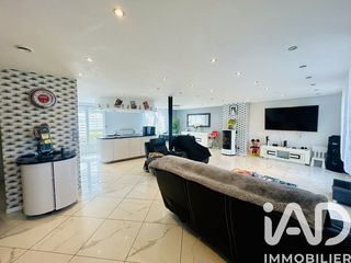  Maison � vendre 8 pi�ces 237 m�