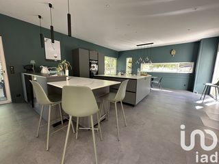  Maison � vendre 8 pi�ces 320 m�