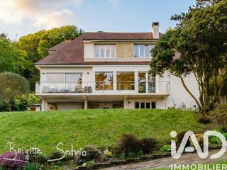  Maison � vendre 7 pi�ces 258 m�