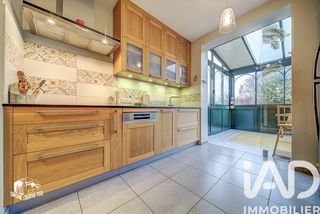  Maison � vendre 9 pi�ces 212 m�