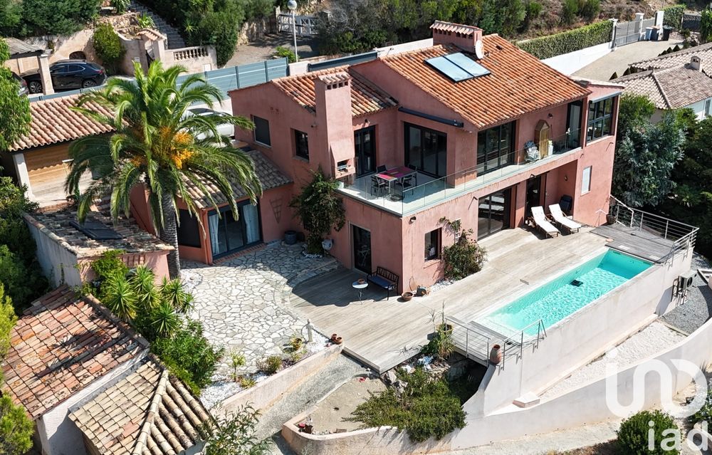 � vendre  Maison Saint-Rapha�l (83700)