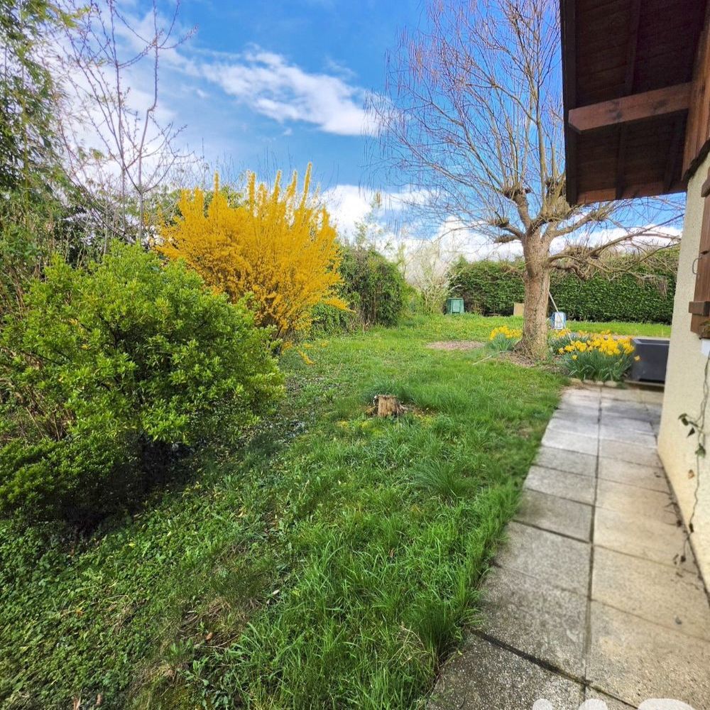 � vendre  Maison Saint-Julien-en-Genevois (74160)