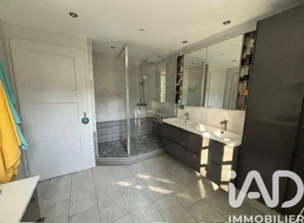 � vendre  Maison Magny-le-Hongre (77700)